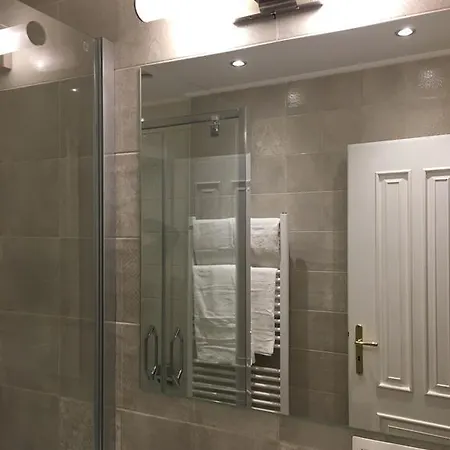 Apartment Klimentska 26